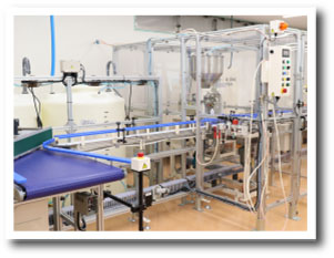 内製液体充填機